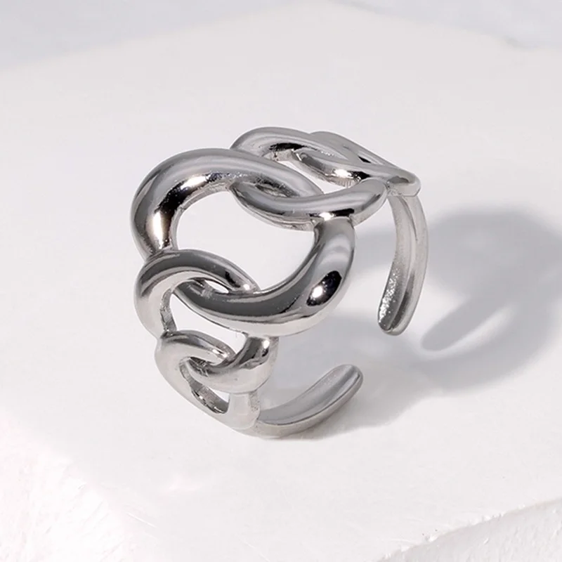 LKD012 Ατσάλινο δαχτυλίδι με πλεγμένο μοτίφ - Image 1