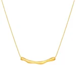 Ατσάλινο κολιέ με ακανόνιστο πτυχωτό σχέδιο