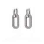 Ατσάλινα σκουλαρίκια statement με ανάγλυφη υφή - Image 2